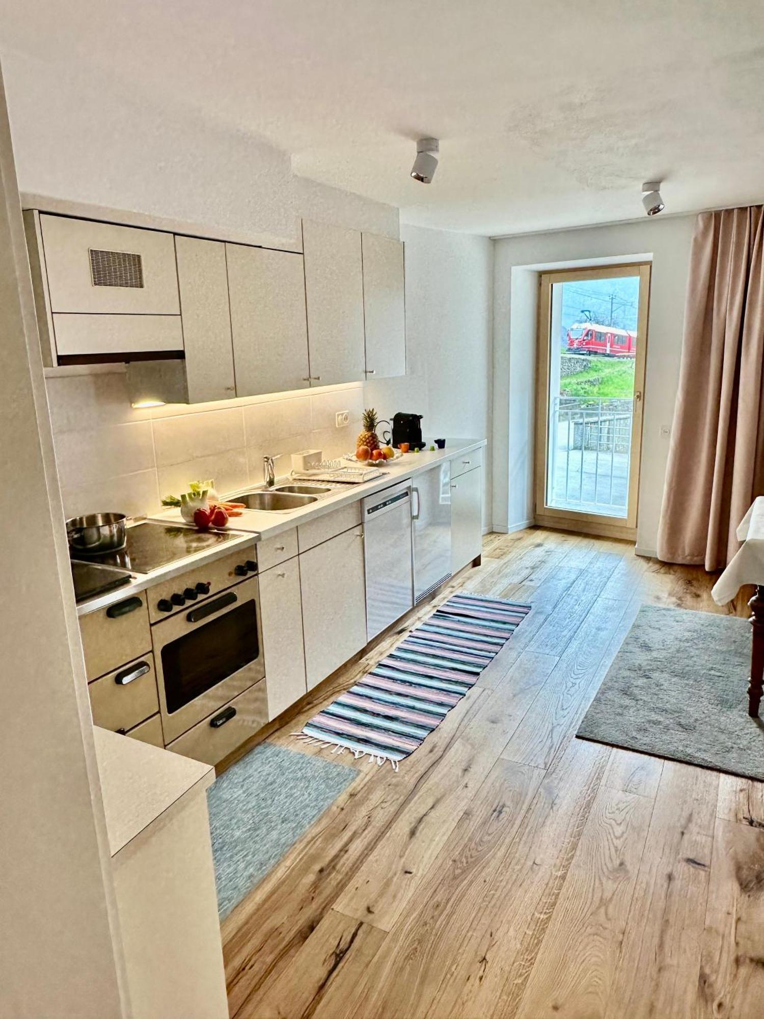 Ca Laura Apartment Campascio Bagian luar foto