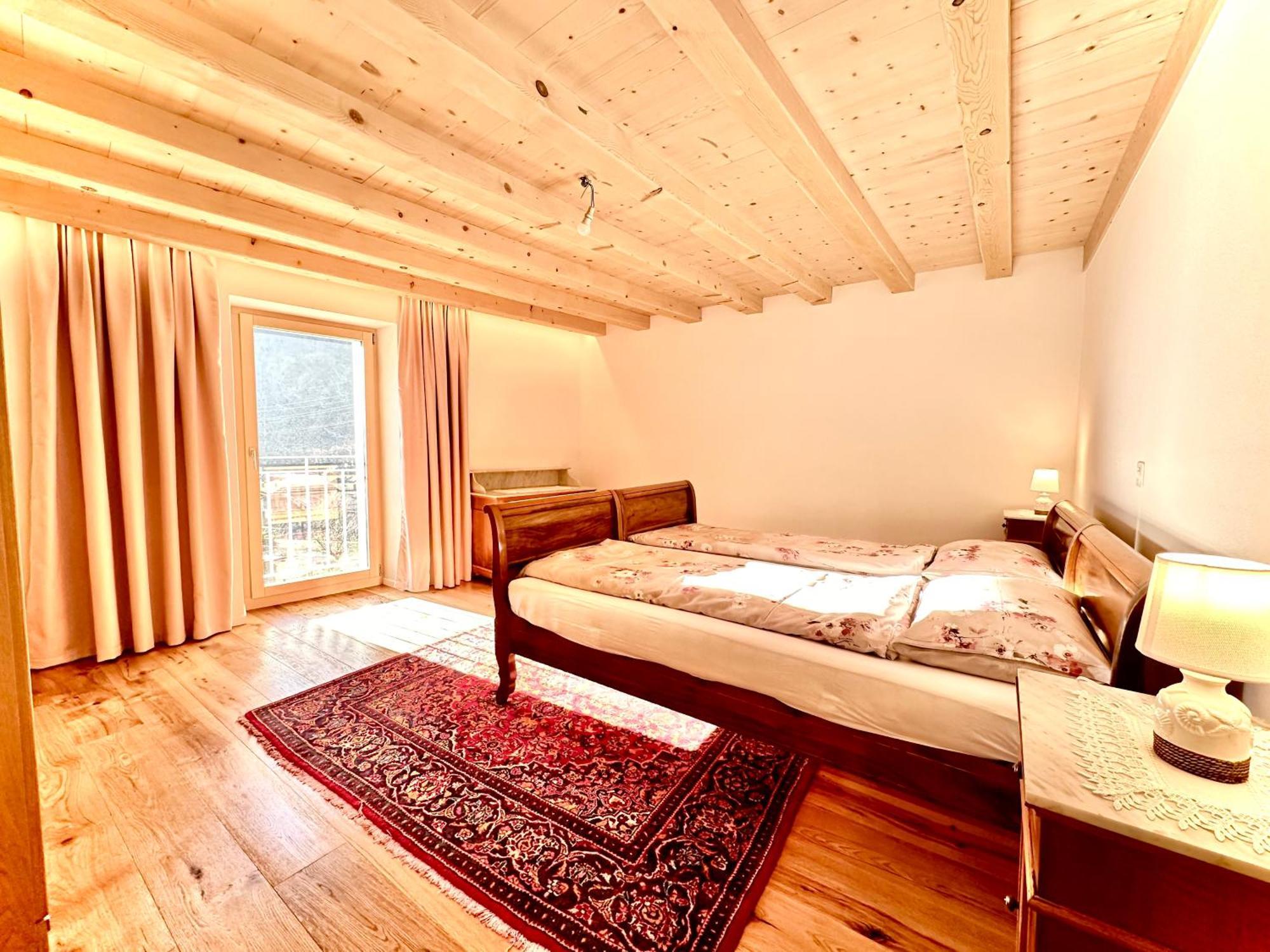 Ca Laura Apartment Campascio Bagian luar foto
